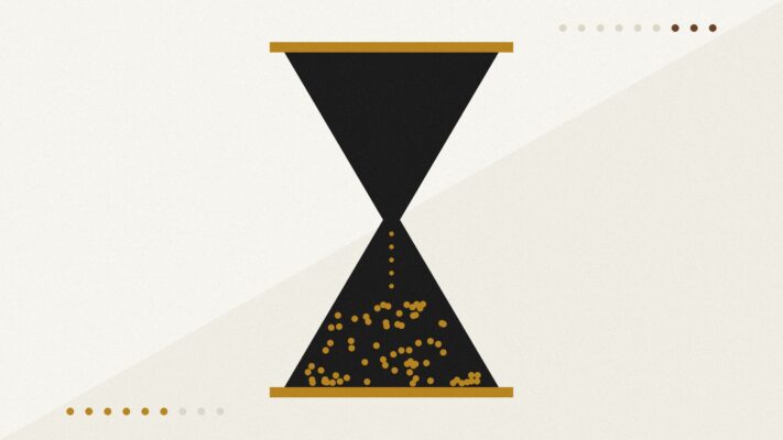 Abstrakte Illustration: geometrische Sanduhr, in der sich goldene Prämienpunkte sammeln
